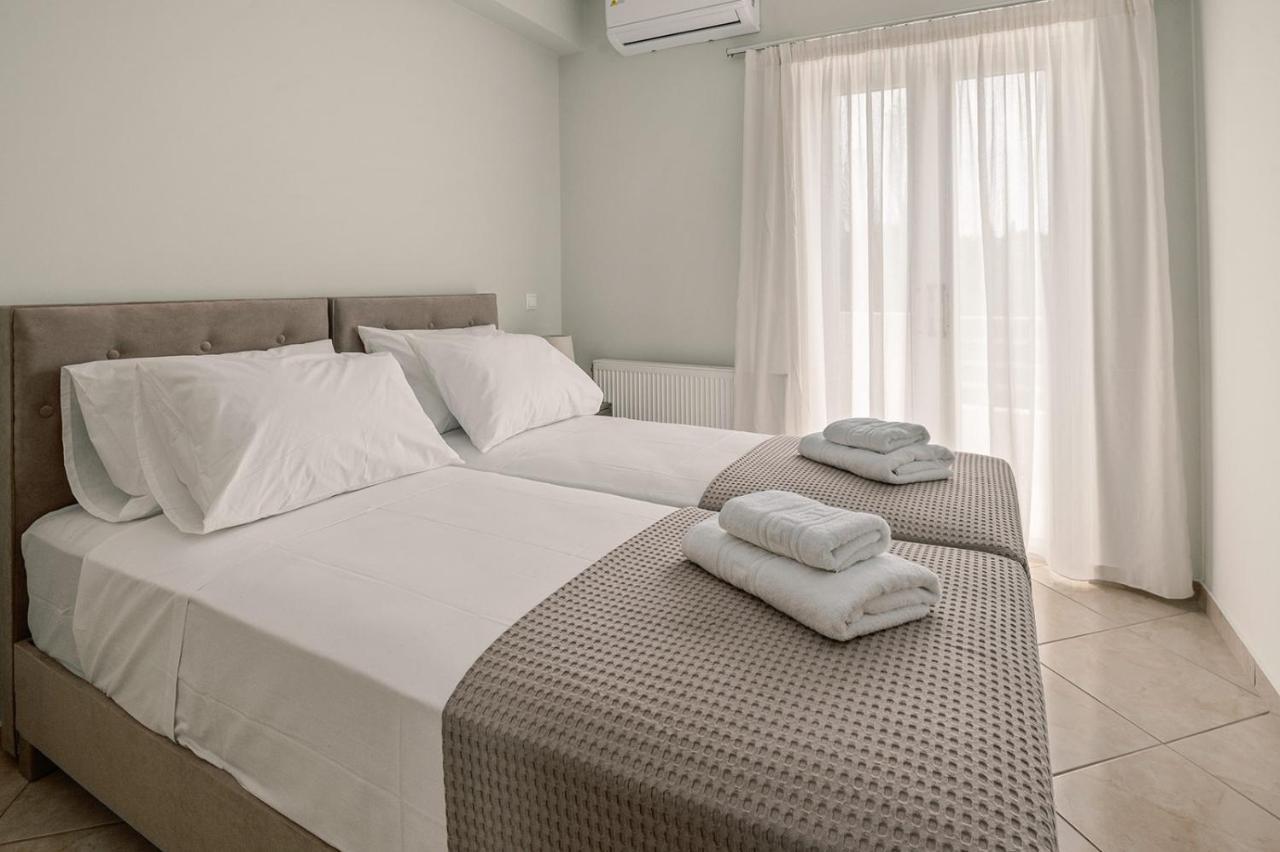 Vasilopoulos Residences - Apartments Eliana & Melanthia 阿尔戈斯托利翁 外观 照片
