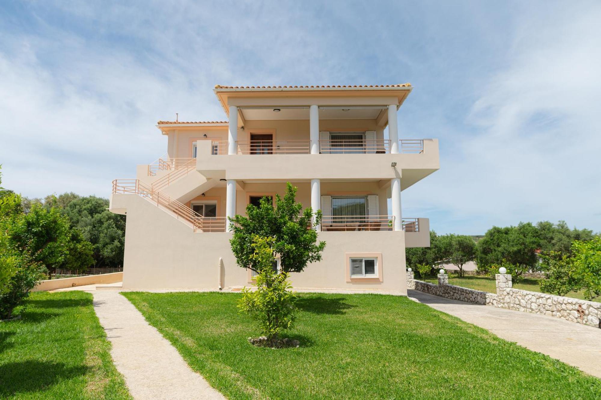 Vasilopoulos Residences - Apartments Eliana & Melanthia 阿尔戈斯托利翁 外观 照片